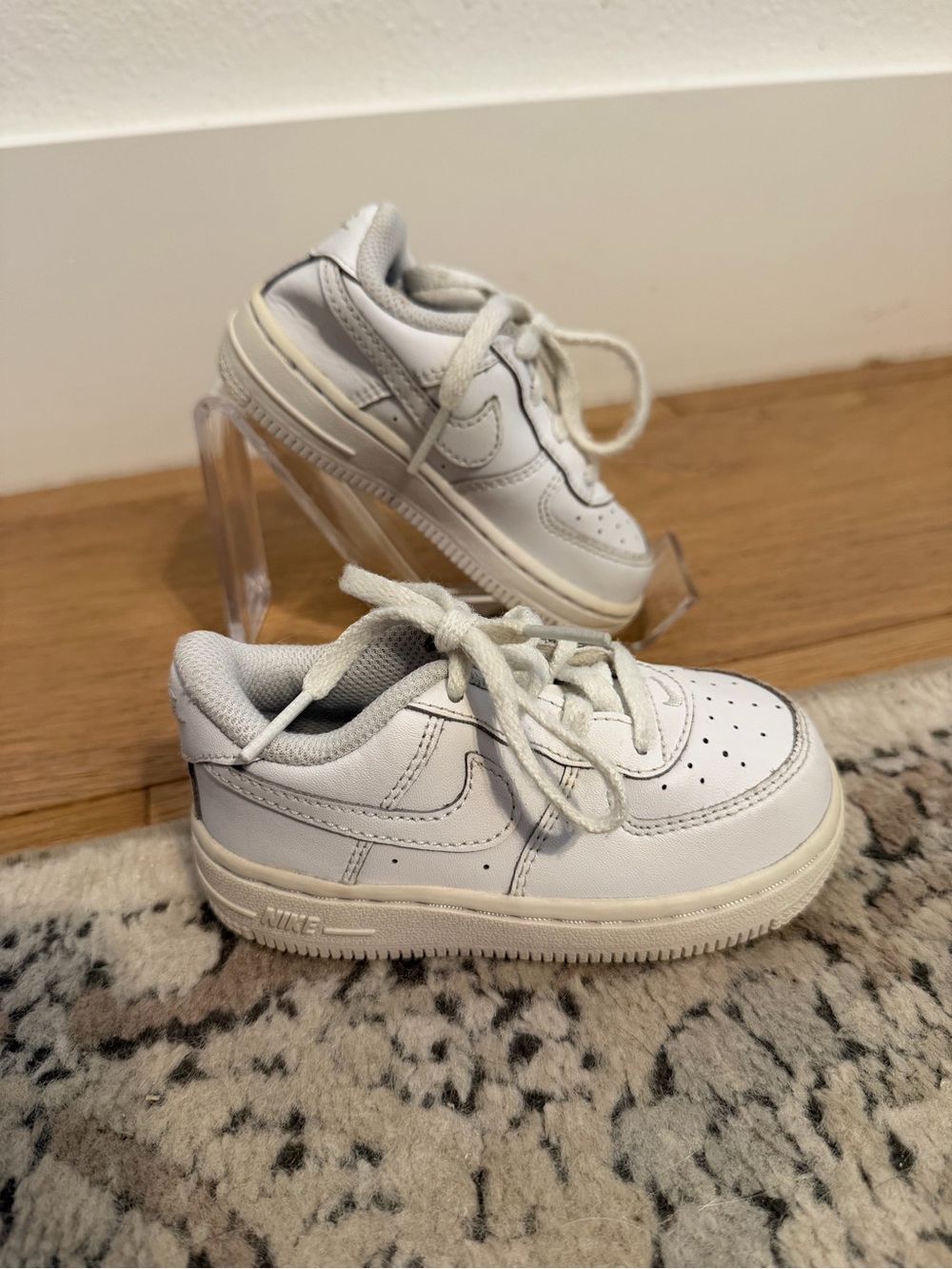 Nike Kids White Low-Top Leather Sneakers with Cream Sole